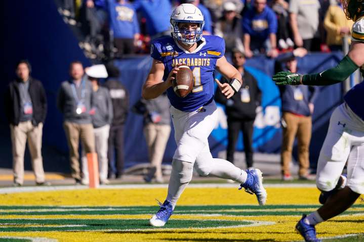 Where to watch South Dakota State Jackrabbits vs Northern Iowa Panthers football streaming live on demand without cable today; TV channel, kickoff time