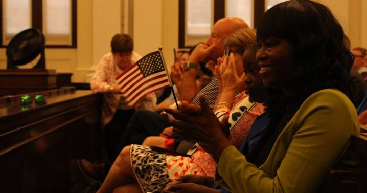 Report finds strong economic integration for Maine's immigrant population, with some exceptions