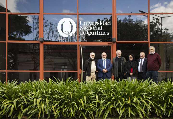 La UNQ otorgó el título de Doctor Honoris Causa al científico Alberto Kornblihtt