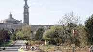 La Alcaldesa visita La Pecuaria, futura sede de la Universidad Europea