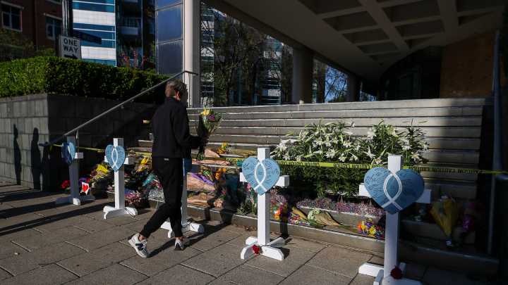 Local gun store points to gunman in Old National Bank lawsuit