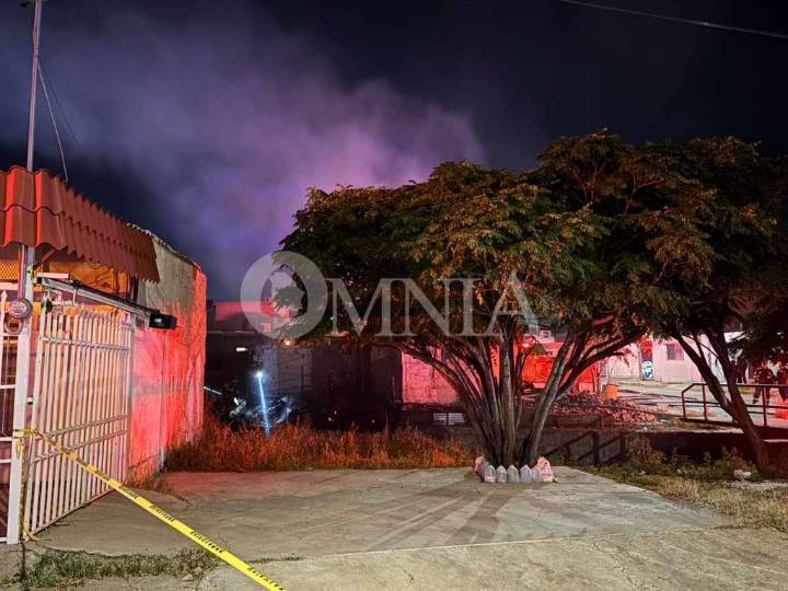 Incendio provocado deja dos muertos en un picadero