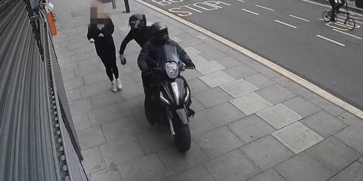 Así atraparon a una pandilla que robaba celulares y los enviaba a China