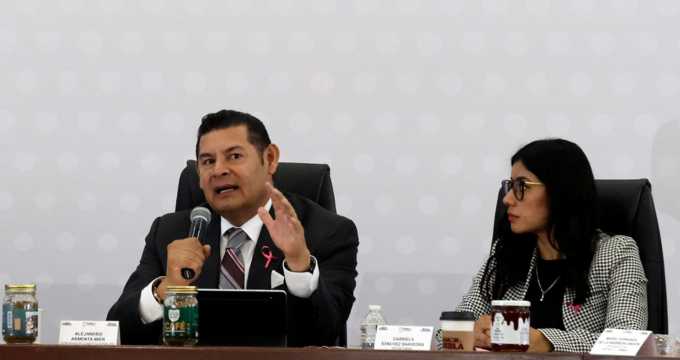 Anuncian bolsa especial para atletas locales en el Maratón de Puebla