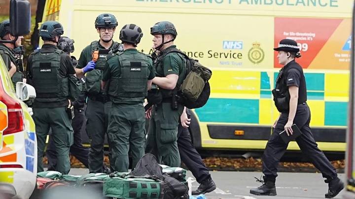 Dos muertos y al menos cuatro heridos por un ataque en una sinagoga de las afueras de Mánchester