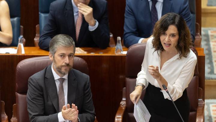 Ayuso, sobre la flotilla: "Ya se han dado el baño y ahora subvenciones para chiringuitos"