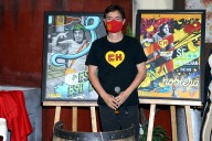 Hijo de Chespirito opina sobre la parodia de Bad Bunny de “El Chavo del 8” en SNL