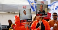 Rehenes muertos y choques en el norte de Gaza: los temas que ponen a prueba el frágil alto el fuego en Medio Oriente