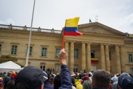 Ante el vacío, la tómbola…