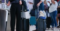Flight delays persist at major U.S. airports with no end in sight, as government shutdown continues