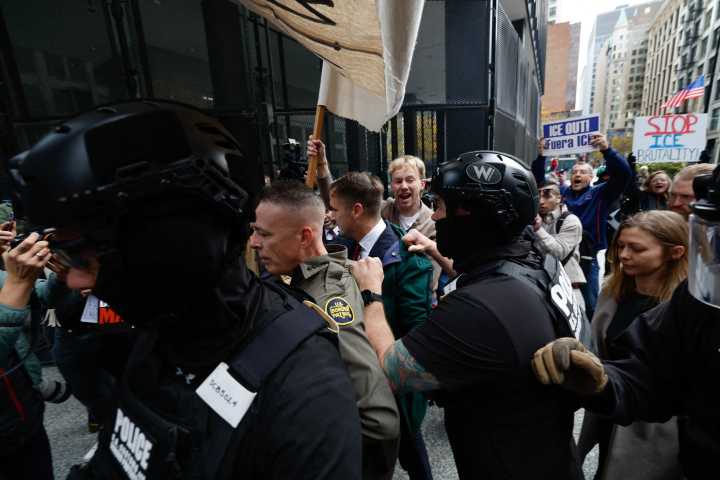 Border Patrol chief ordered to meet judge daily