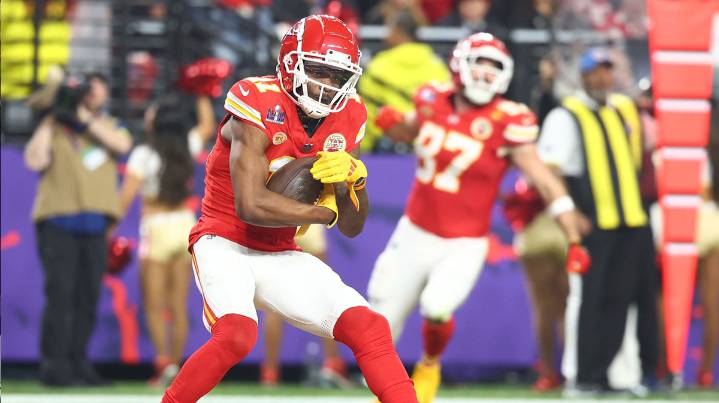 49ers place Super Bowl-winning WR on IR
