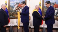 Presidente Maduro otorgó Orden Francisco de Miranda al embajador de Cuba, Dagoberto Rodríguez