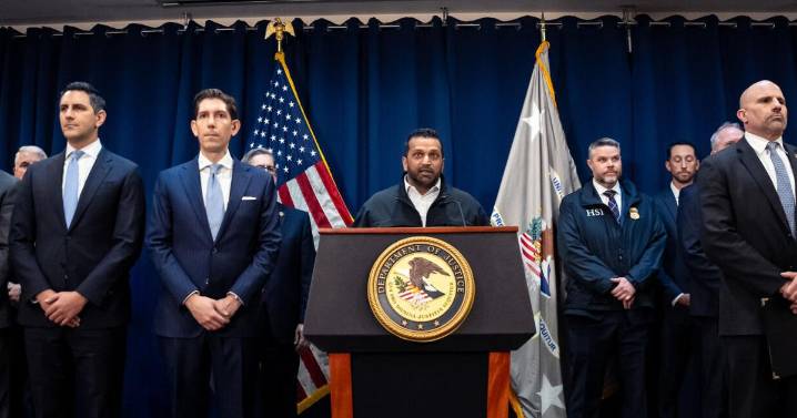 NBA player, coach charged in betting case; mortgage rate drops