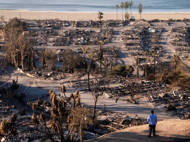 Authorities charge man accused of starting deadly LA wildfire