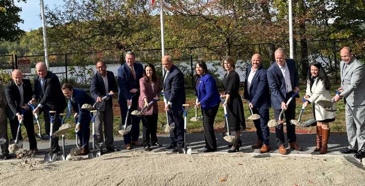 Worcester celebrates beginning of Lakeside Apartments project
