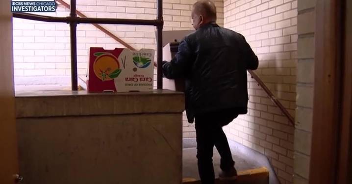 Soup kitchen delivers meals to O'Hare TSA workers as government shutdown leaves them without pay