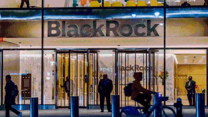 BlackRock Bitcoin Fund Hits 'Absurd' Growth, Eyes $100B AUM