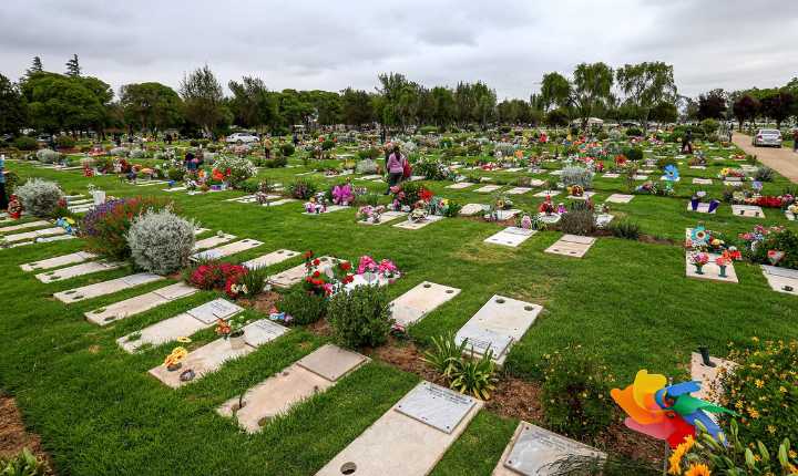 Los horarios de los cementerios en el Día de Todos los Santos