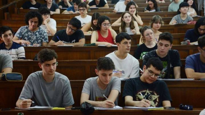 Becas Progresar octubre 2025: fechas de cobro, montos y cómo reclamar si te rechazaron el beneficio