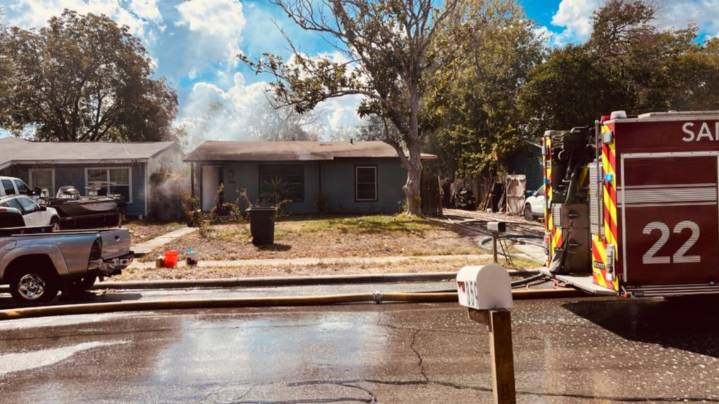 Firefighters quickly contain 'substantial' blaze at south