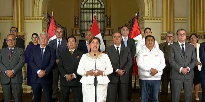 Dina Boluarte reaparece tras su vacancia, pero cortan su extenso mensaje por juramentación de José Jerí