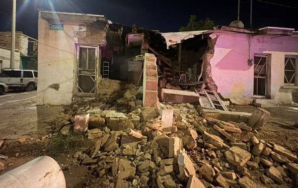 Adulto mayor pierde su hogar tras derrumbe provocado por las lluvias