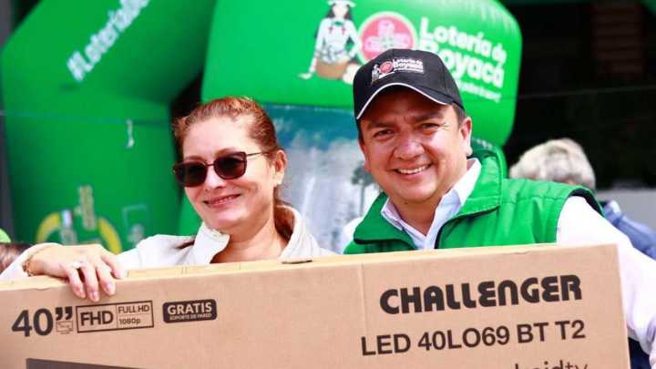 Les entorpecieron la celebración de amor y amistad a los empleados de la Lotería de Boyacá #Tolditos7días