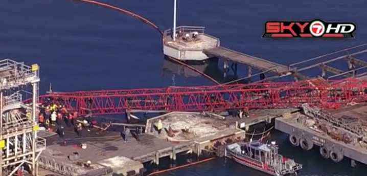 Officials identify 2 fatalities in Everett crane collapse