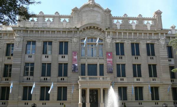 Este lunes comienza la inscripción a los colegios de la UNLP: así será el cronograma para el ciclo 2026
