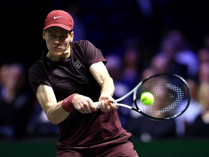 Jannik Sinner alcanza sus primeros cuartos del Masters de París