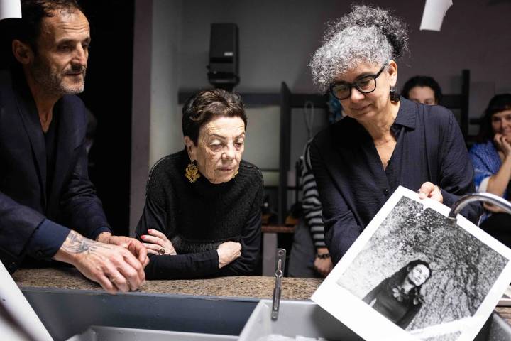 “El surrealismo o el realismo mágico son etiquetas que nos ponen los europeos”: Graciela Iturbide