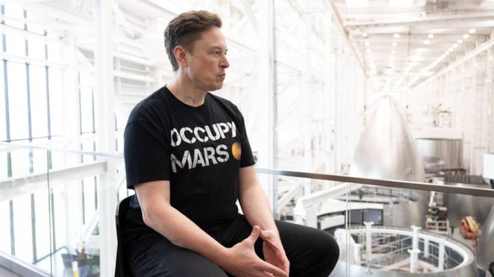 Elon Musk digs in on ‘Cancel Netflix’ crusade