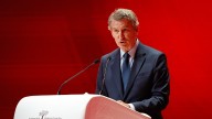 Feijóo acusa a Sánchez de provocar una "asfixia fiscal" y carga contra la "décima subida a los autónomos"