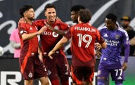 Deadspin | Orlando City falls into wild-card match with loss at Toronto