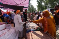 Despair after deluge: As the state abdicated its responsibility, common people stepped in to fill the vacuum in disaster