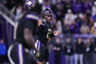 Deadspin | Washington rolls over No. 23 Illinois behind Demond Williams’ 4 TDs