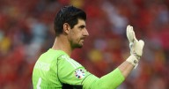 Thibaut Courtois enciende el ventilador y se lanza contra el presidente del Barcelona y LaLiga