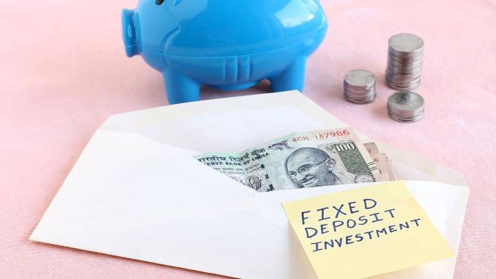 FD-backed credit cards: A smart way to build credit with your savings