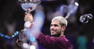 Alcaraz busca terminar invicto 2025