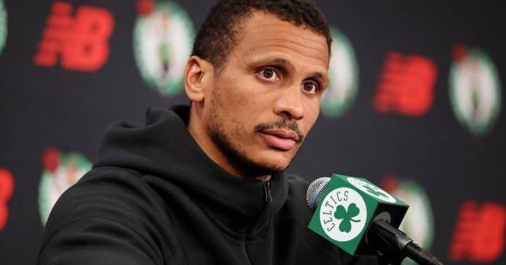 Celtics coach Joe Mazzulla and his staff played reporters in a pickup game. It went as expected