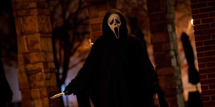 Who Is the Killer in ‘Scream 7′? 7 Fan Theories Revealed! | EG, evergreen, Longform, Scream, Scream 7, Slideshow 