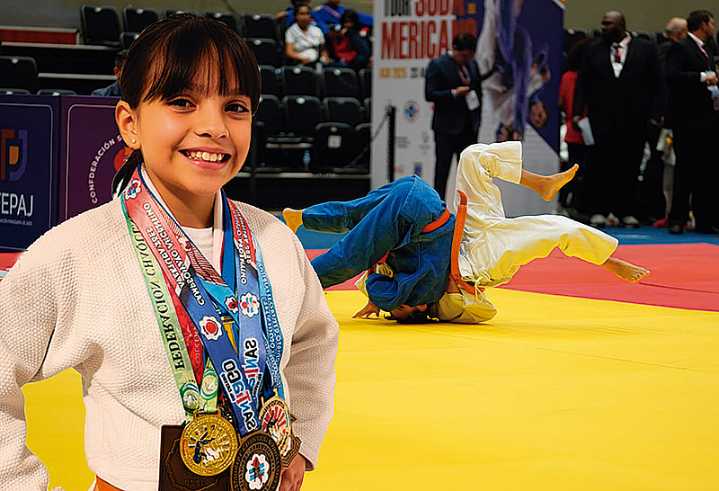 El Dojo Okasan conquistó Asunción: la judoca chaqueña Luciana García se coronó Campeona Sudamericana