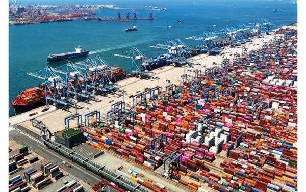 China se compromete a mantenerse firme ante la amenaza arancelaria de Trump