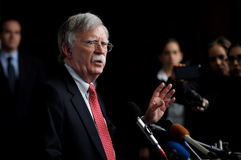 La imputación a Bolton acelera el cerco de Trump contra sus críticos