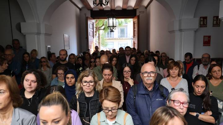 El silencio recorre Valencia en memoria de las víctimas de la dana en el primer aniversario