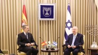 El título más desconocido que ostenta el rey Felipe VI: en la Flotilla de Greta Thunberg y Ada Colau no gusta por su estrecha relación con Israel