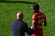 Luis de la Fuente: 'Zero risks' taken over Lamine Yamal injury, 'no conflict' with Hansi Flick