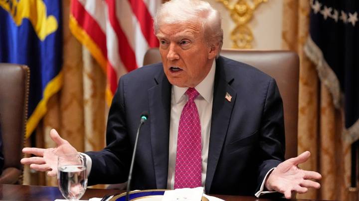 ‘Doesn’t want to f**k around’: President Donald Trump hits out at Venezuela’s Nicolas Maduro during Zelensky talks