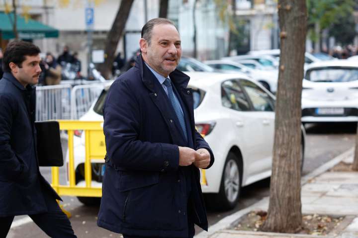 Ábalos acusa o xuíz Leopoldo Puente de levar a cabo unha "instrución inquisitorial"